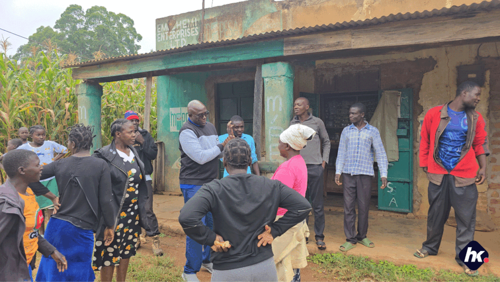 Humphrey-Muchuma-with Webuye West residents